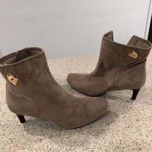Suede 1/2 boot